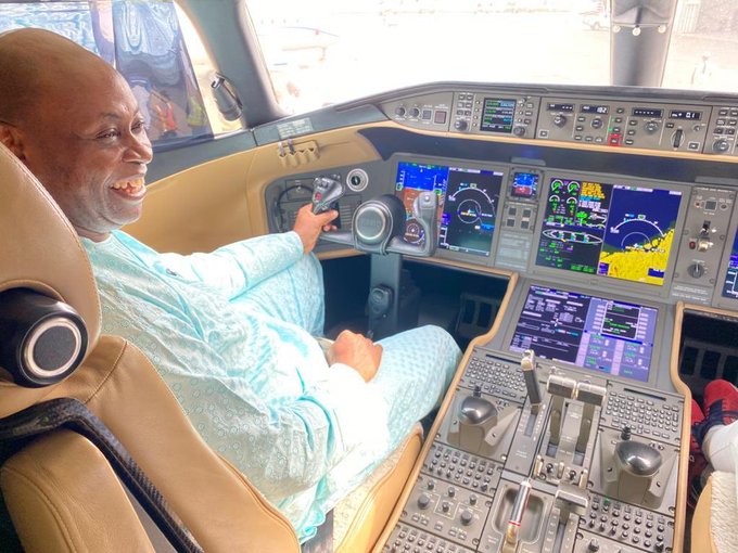 Davido’s jet finally arrives Nigeria, see video