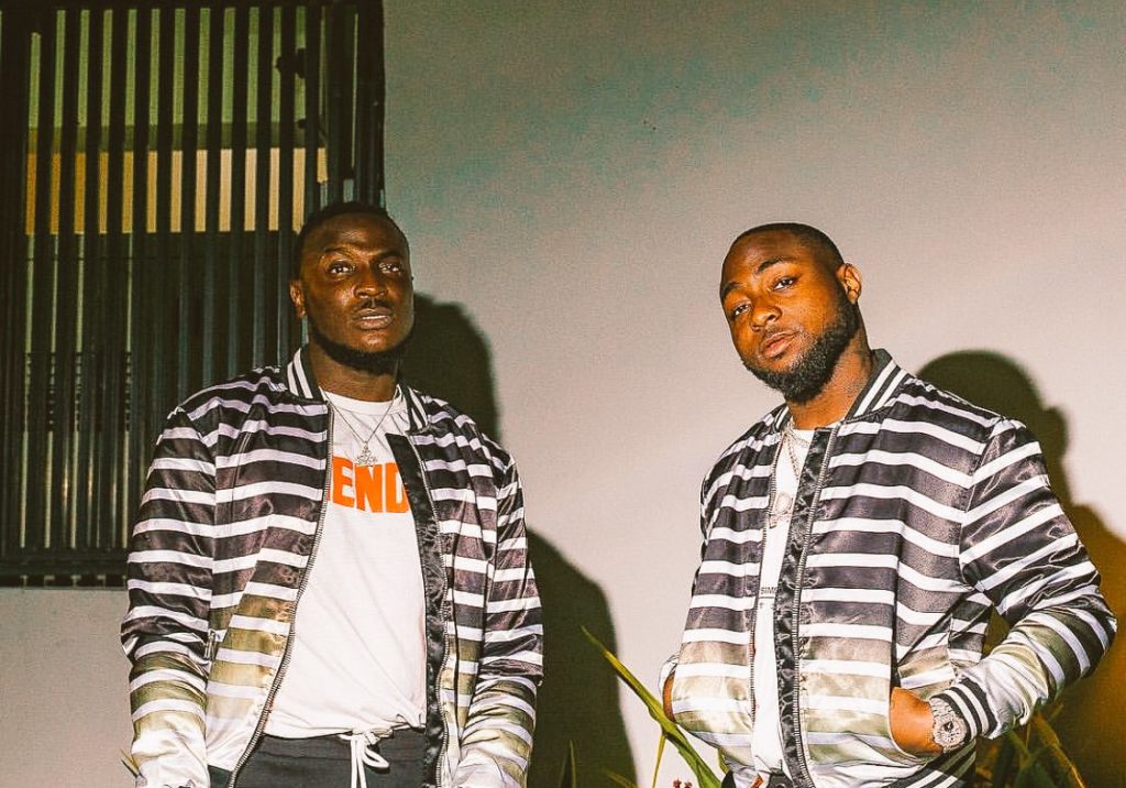 See reactions as Nigerians praise Peruzzi for helping Davido who has no talent