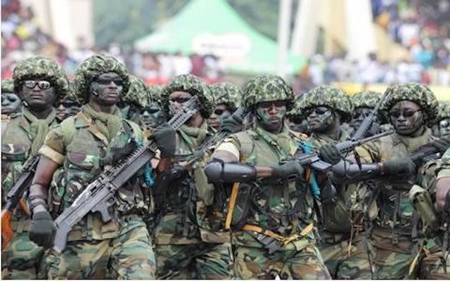 Watch Nigeria Army arrest Okadaman for flouting lockdown order (video)