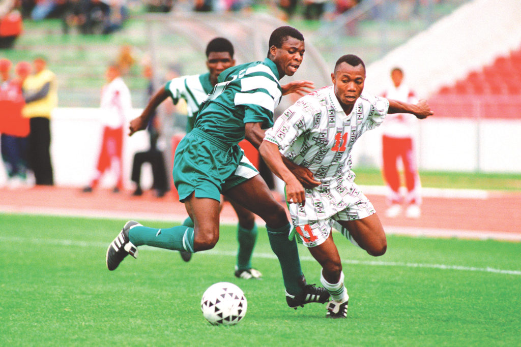 Watch Emmanuel Amunike score 2 goals to win Nigeria the 1994 AFCON (video)