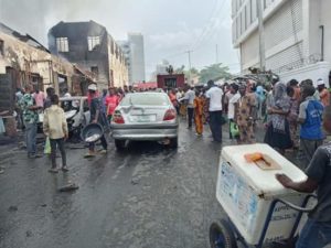 Breaking: Dugbe market in Ibadan on fire! (See videos & photos) 4