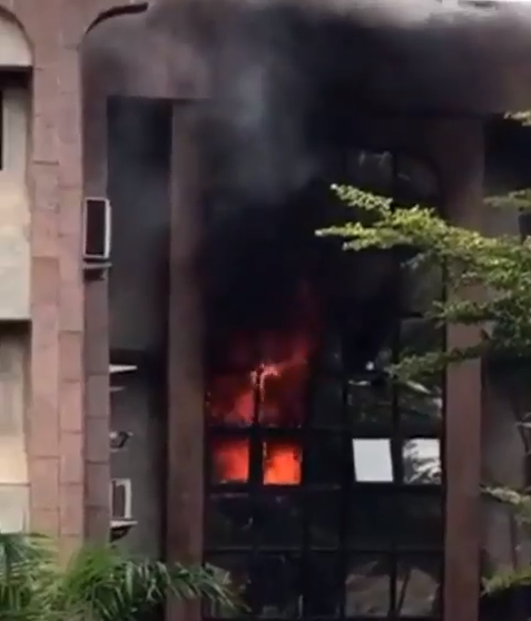Fire guts NIPOST office Abuja (video)