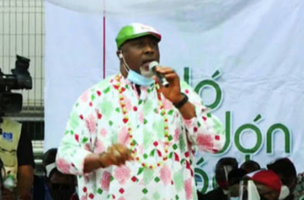 Video of the day: Dino Melaye prays for Covid-19 virus on election riggers in Edo PDP campaign