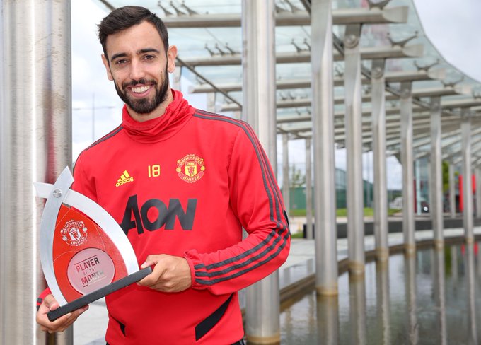 Ighalo loses Manchester United Goal of the Month award to Bruno Fernandes