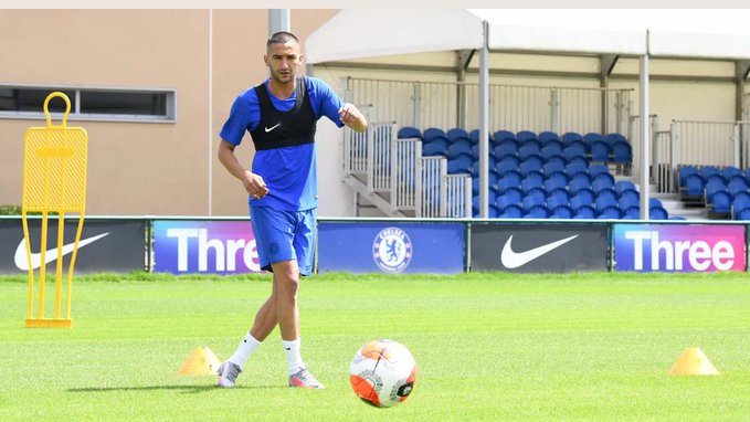 New Chelsea signing Hakim Ziyech resumes training at Cobham! (See pictures)