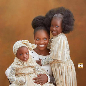 See pictures of mother and daughters who went viral because of their blue eyes 2