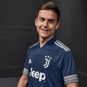 Check out Juventus' new away kit for 2020/2021 season! You would love it 🥰😍! Pictures 👇 4