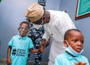 Boy who screamed "Mummy calm down" finally met Governor Sanwoolu (pictures) 5