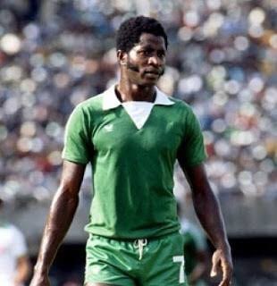 Watch video of Super Eagles great Segun Odegbami as NFF celebrate him on his 67th birthday