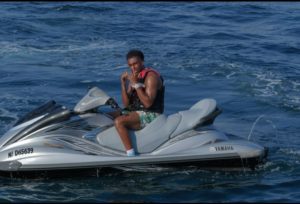 See pictures as Super Eagles midfielder, Alex Iwobi spends summer holiday in France! 2
