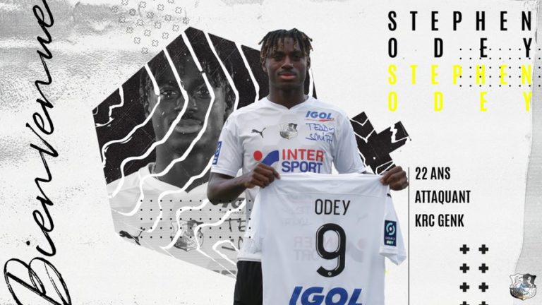 Nigerian striker, Stephen Odey joins French Ligue 2 side, Amiens on loan! Pictures👇