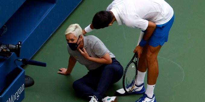 Novak Djokovic was disqualified from the 2020 US Open (video)