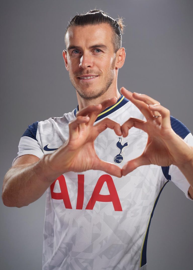 Gareth Bale returns to Tottenham on loan from Real Madrid (video)