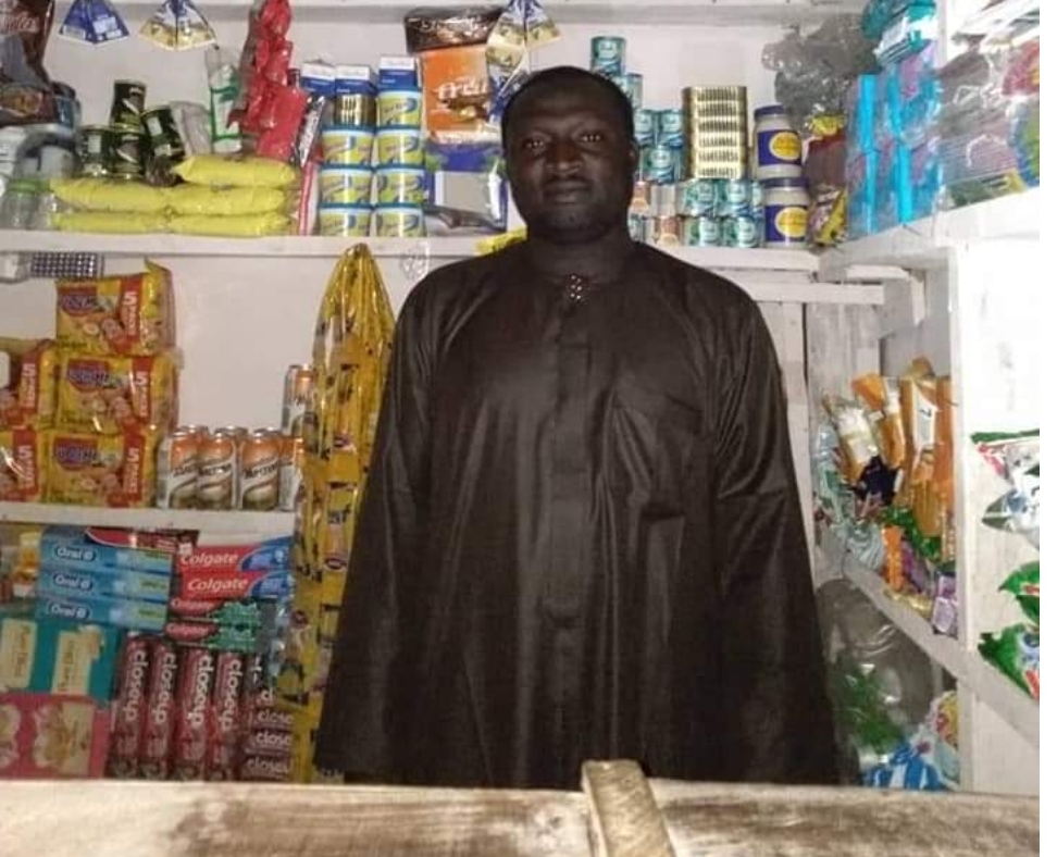 Benevolent Jos Trader builds 13-bed clinic for his community! Photos 👇