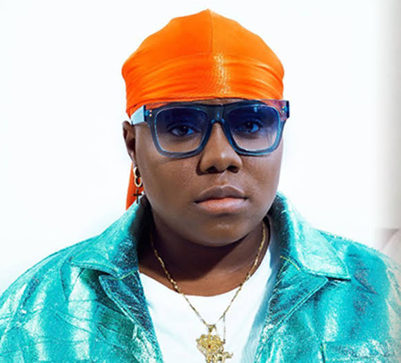 Nigerians come for Teni after she refers to Erica as “Omo Igbo” (video)