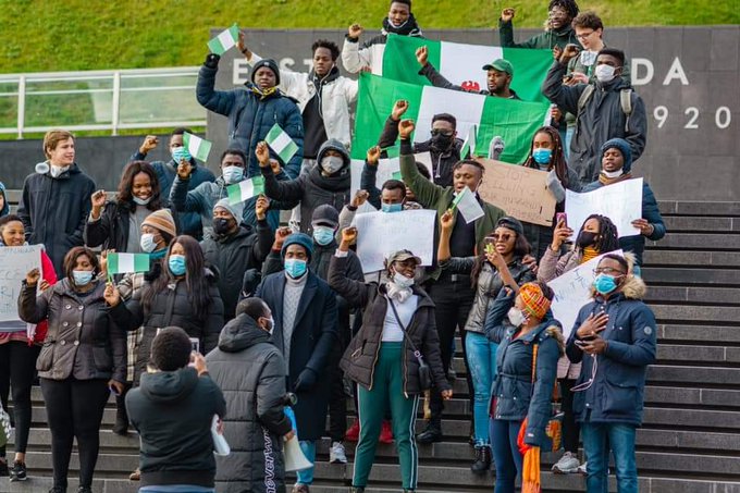 Photonews: Nigerians in Estonia, Poland, France and the United States continue #EndSARS protest!