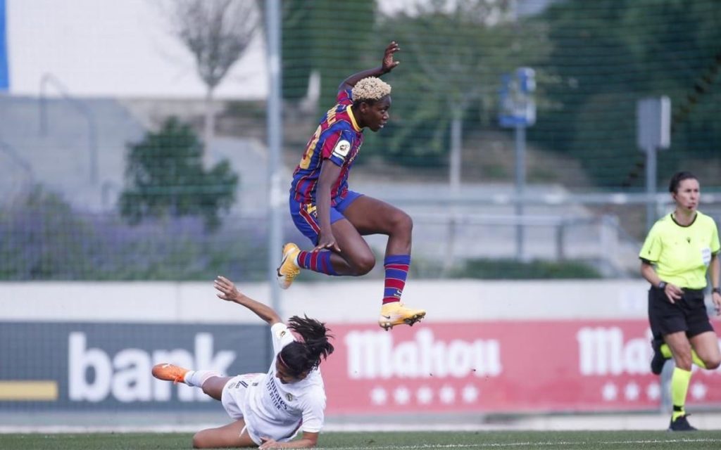 Asisat Oshoala in action as Barcelona beat Real Madrid in 1st women’s El Clasico (video)