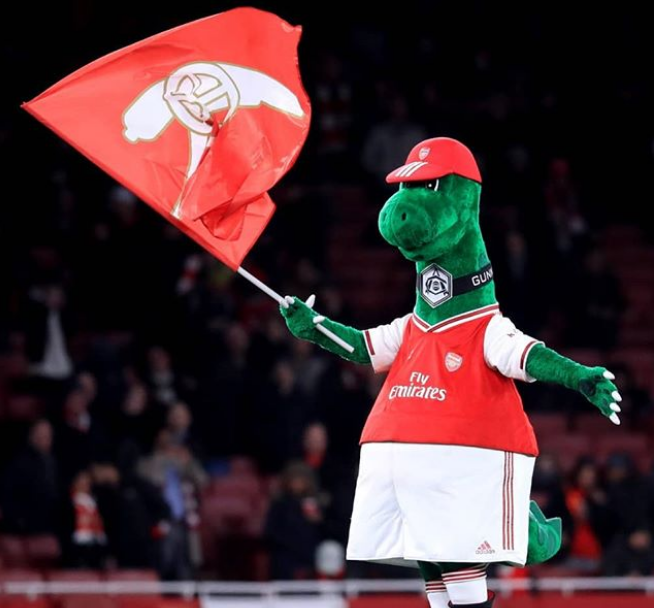 Mesut Ozil offers to pay wages of Arsenal sacked mascot Gunnersaurus