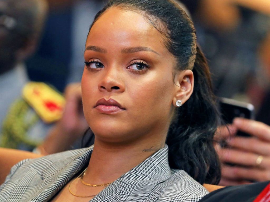 Rihanna lends voice to protests in Nigeria