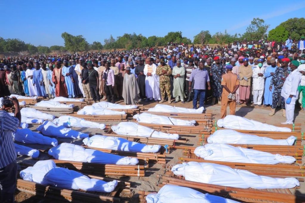 #ZabamariMassacre: Boko Haram insurgents slaughter 43 rice farmers in Borno State! Pictures 👇