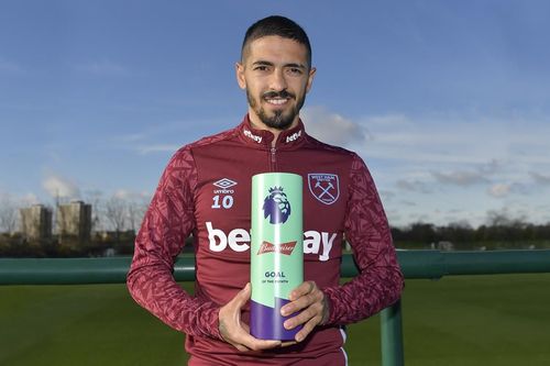 Nuno, Lanzini win October Premier League Coach and Goal of the Month awards (video)