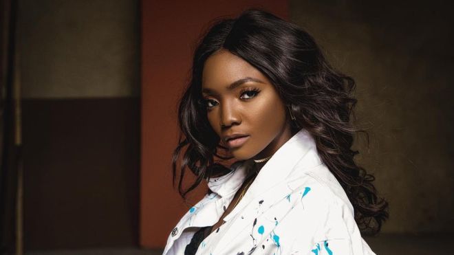Shame on you all! – Nigerian singer, Simi blast Federal Government over recurring ASUU strike!