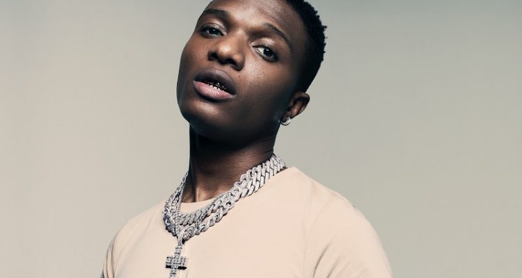#EndSARS: Watch Wizkid’s special performance of “Ojuelegba” as he speaks against police brutality during his YouTube session! Video