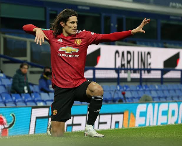 Man United to extend Cavani’s contract