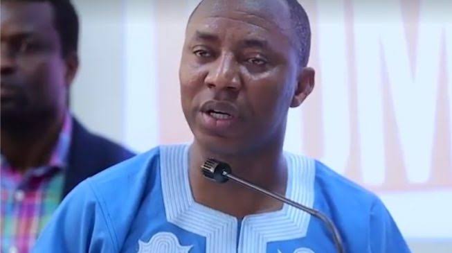 Nothing must happen to Sowore ooo! – Nigerians warn Buhari after the re-arrest of activist!