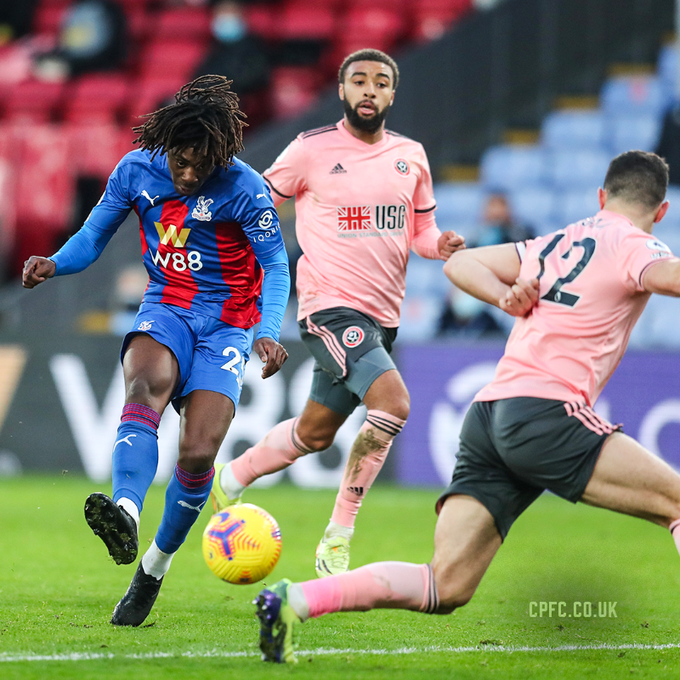 Nigerian born Ebere Eze scores goal of the season contender for Crystal Palace (video)