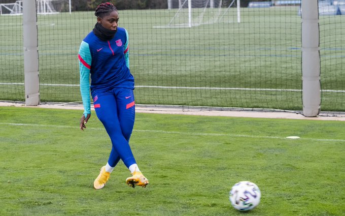 Asisat Oshoala welcomes more African players to Spain