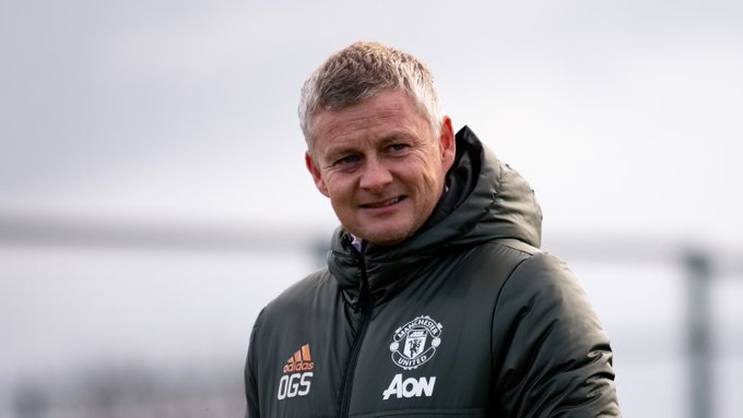 Manchester United boss Solkjaer talks tough ahead of Manchester City clash