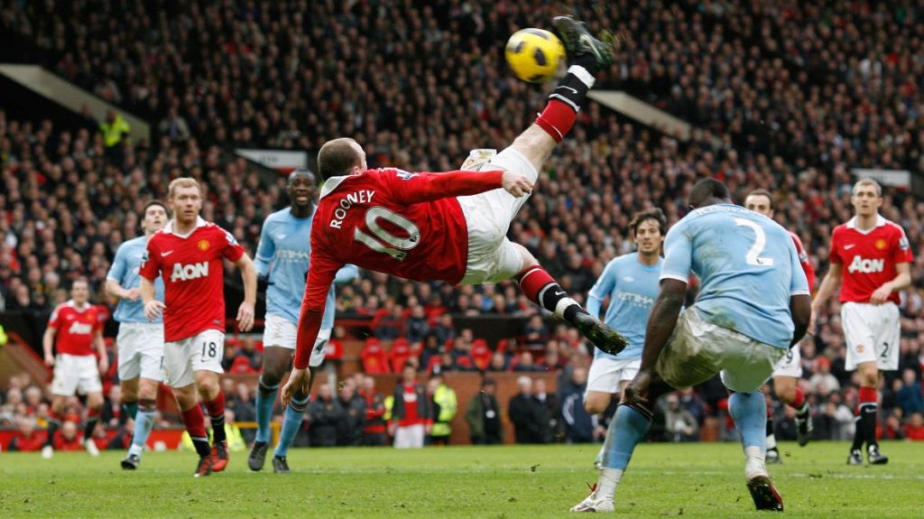 #OTD in 2011, Wayne Rooney scored this mind-blowing goal in the Manchester Derby! Video👇