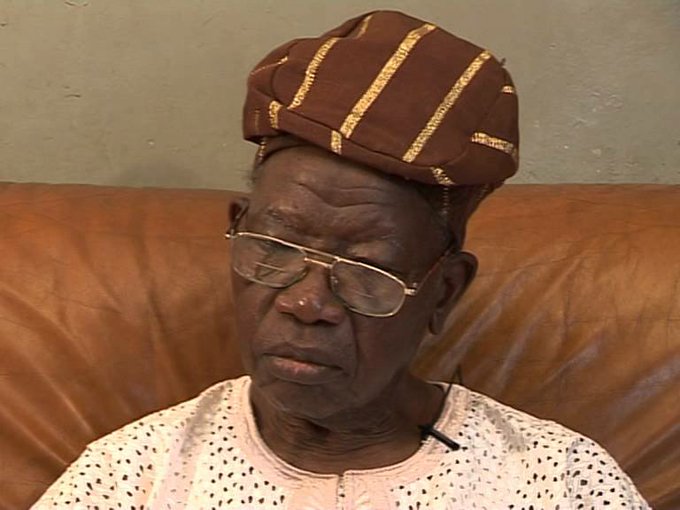Nigerians react as Lateef Jakande former Lagos State governor dies at 91