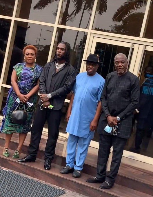 Gov. Wike gifts Burna Boy land and cash for Grammy Award win (video)