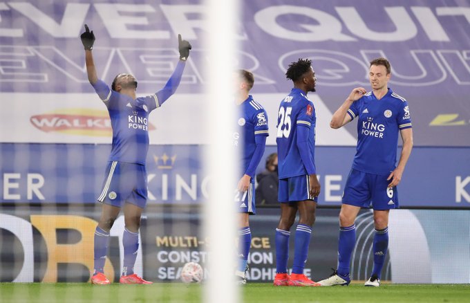 Iheanacho breaks Drogba’s record as Leicester City knock out Manchester United in FA Cup (video)