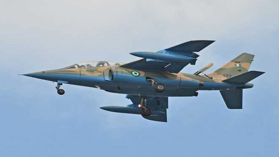 How Nigerian Airforce killed ground troops instead of Boko Haram Terrorist in Mainok! Video👇