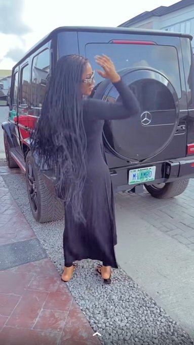 BBNaija 2019 winner Mercy Eke shows off G Wagon (video)