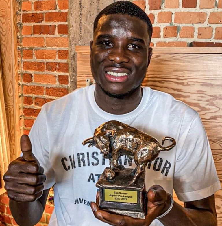 Paul Onuachu wins Top Scorer and Player of the Year Awards in Belgium! Videos