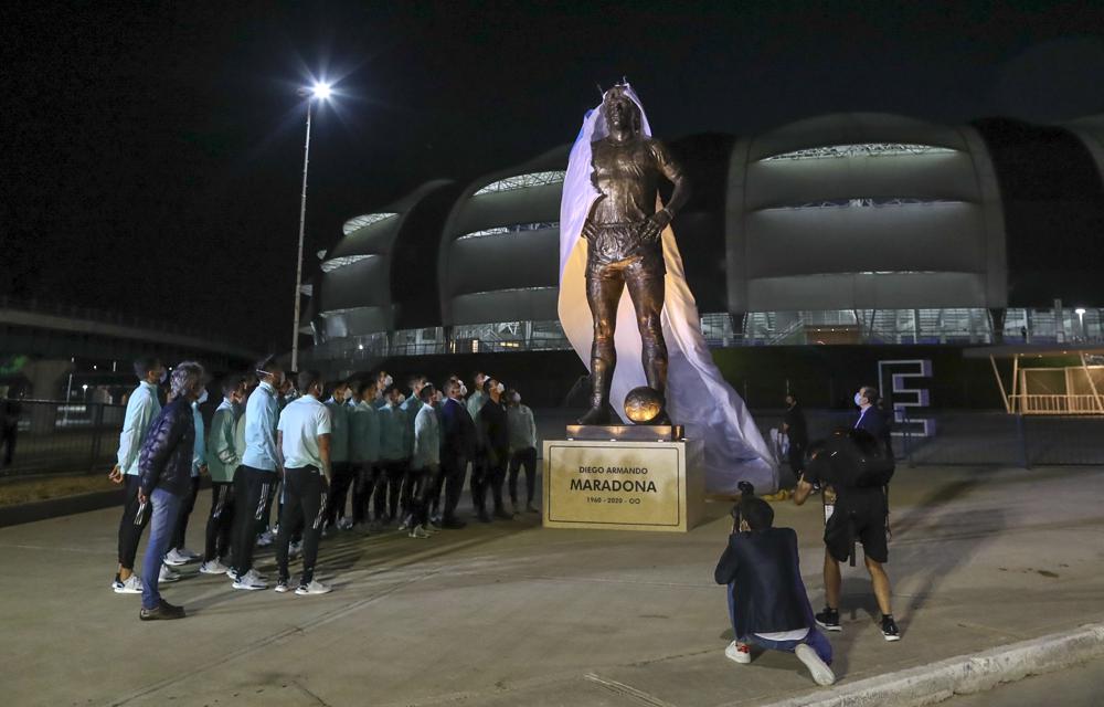 Maradona Statue unveiled as Argentina held to a draw in World Cup qualifiers (photos/video)