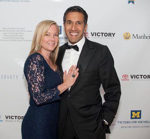 Meet Rebecca Olson Gupta, the wife of famous Neurosurgeon and CNN’s Chief Medical Correspondent, Sanjay Gupta!
