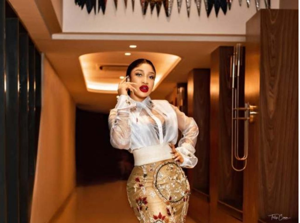 Actress, Tonto Dike elated as she receives N2m and other gifts on her 36th birthday! Video