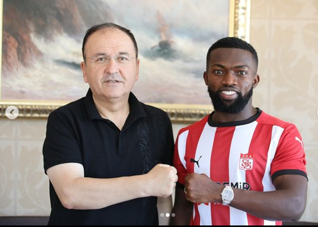 Nigerian midfielder Azubuike Okechukwu joins Sivasspor (photos)