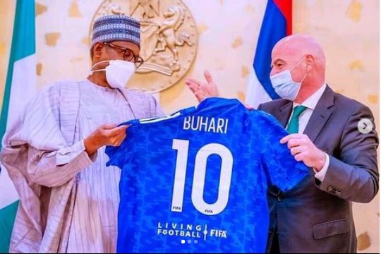 President Buhari receives FIFA and CAF President at Aso Rock (photos)