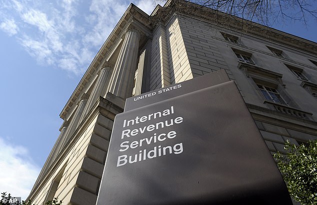 Democrats increase the IRS ‘snooping’ account threshold from $600 to $10,000 – GOP says not enough