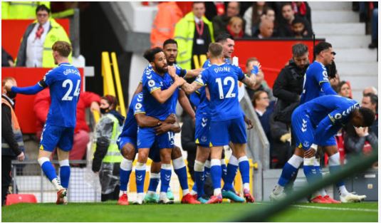 Everton earn draw against Manchester United at Old Trafford