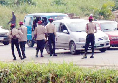 2 confirmed dead, another 15 injured in Lagos-Ibadan Expressway road accident