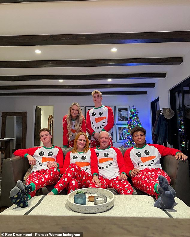 Pioneer Woman Ree Drummond and her family rock matching snowman pajamas for annual Christmas snap 1