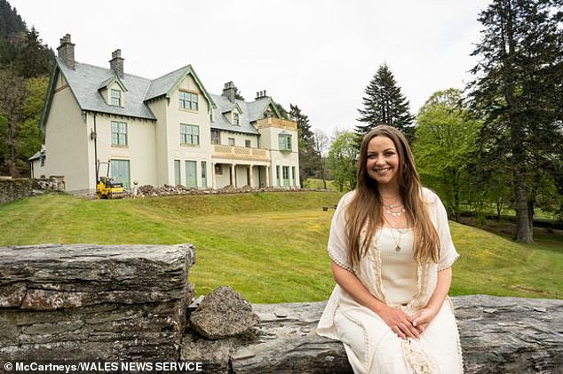 Charlotte Church's 'plans to build an eco retreat hit with a setback by highway officials' 1