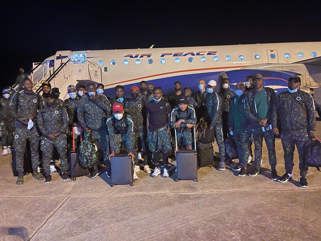 Ighalo, Musa others missing as Super Eagles arrive in Cameroon! Video 1